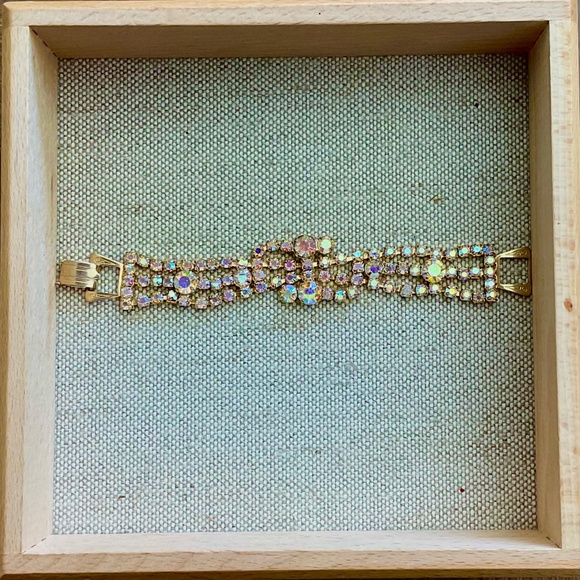 Jewelry - Vintage Aurora Borealis Bracelet